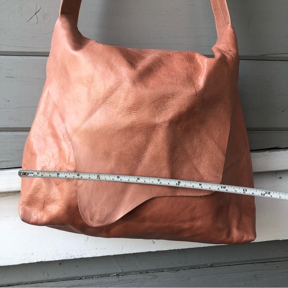 Two Hippies Leather Peach Bag. - Picture 8 of 14